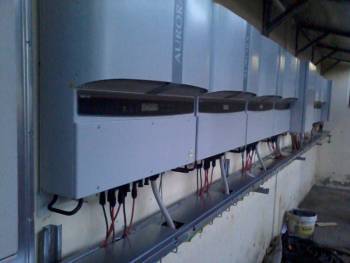 Batteria di Inverter Power-One installati